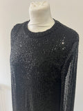 Robe noire à sequins