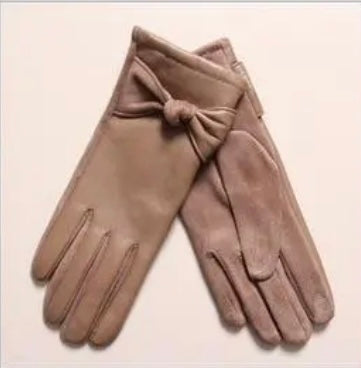 Gants avec noeud