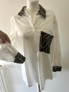 Chemise blanche à détails paillettes