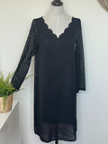 Robe dentelle noire